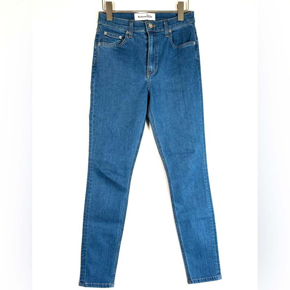 REFORMATION Mid-Rise Skinny Leg Jeans Size 27 Run Small.